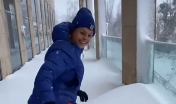 <p>Sneeuwpret voor Lieke</p>
