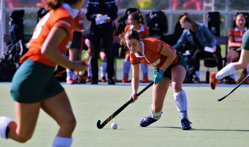 <p>De Venrayse hockeysters troffen zes keer doel.</p>