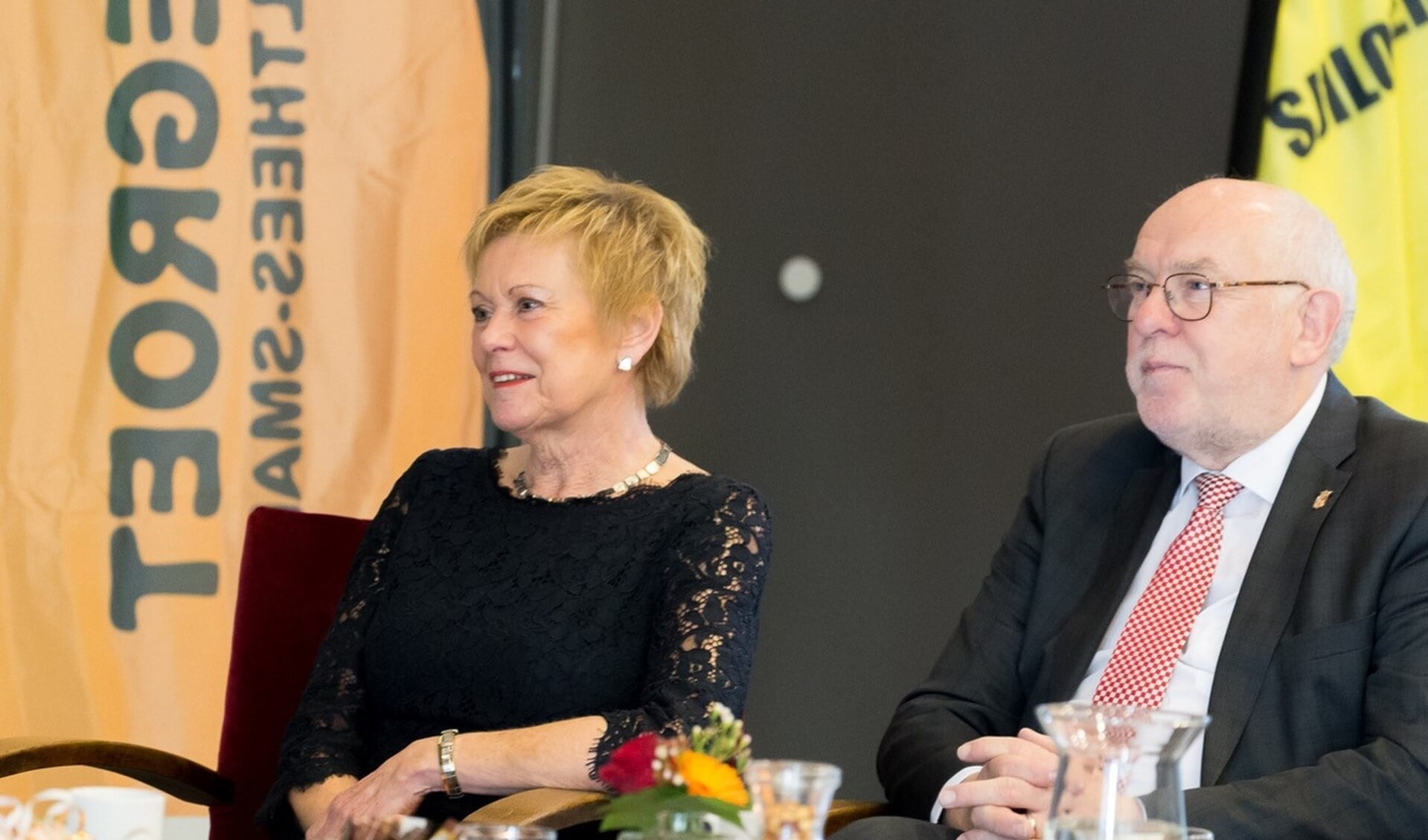 Burgemeester Van Soest en zijn vrouw Mieke namen onlangs al afscheid van Overloon, op 27 november zijn ze te gast in Vierlingsbeek. 