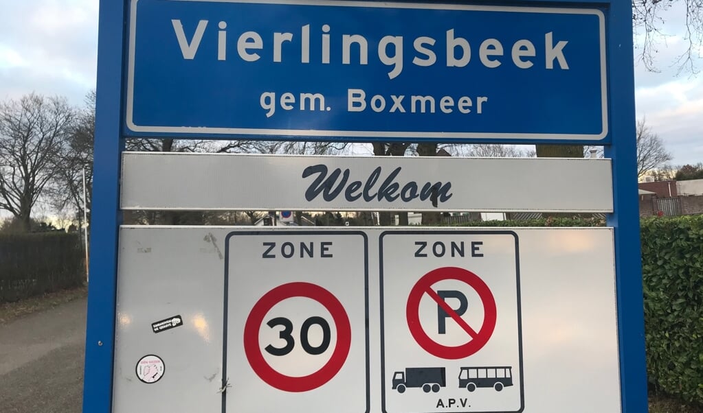 De Vierlingsbeekse dorpsraadvergadering gaat komende dinsdag niet door. 