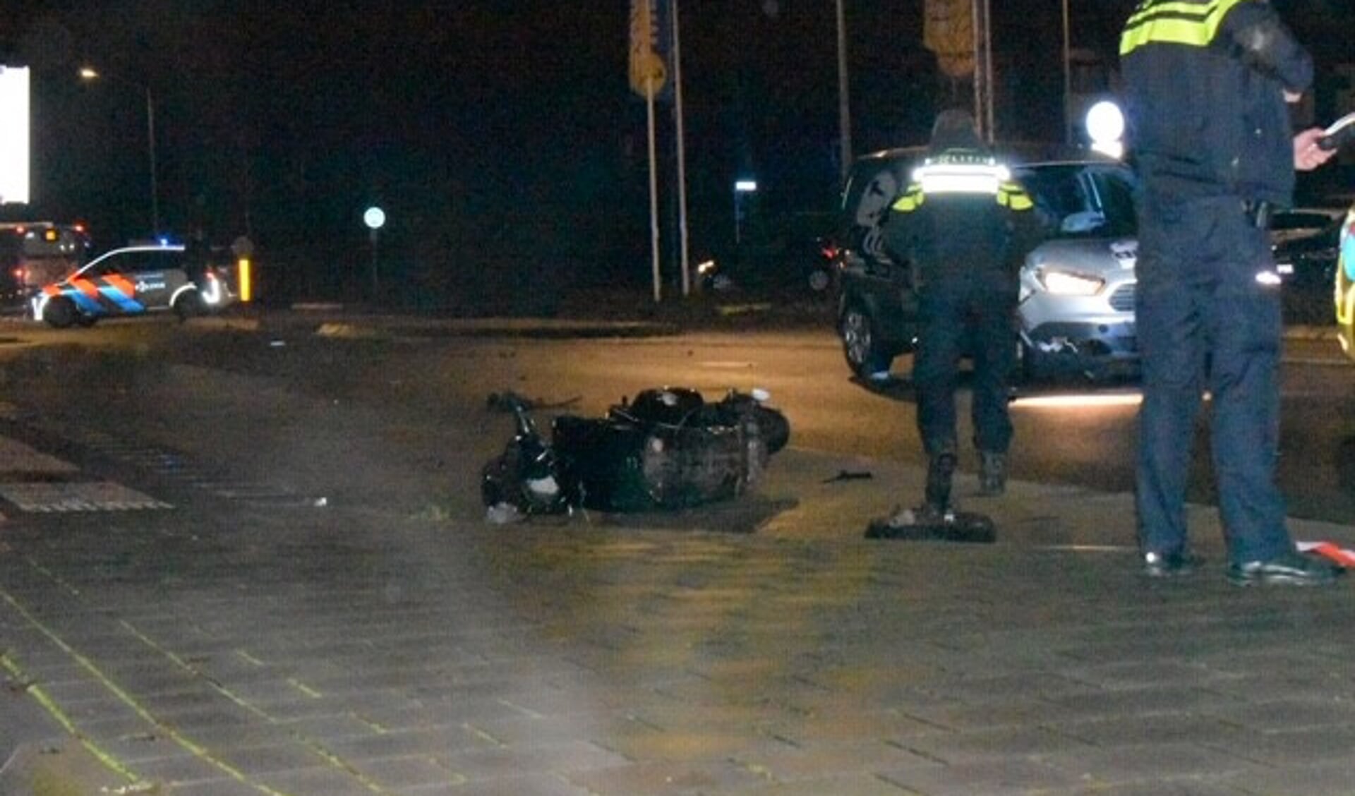 De scooterrijder werd geschept op de Henri Dunantstraat. 