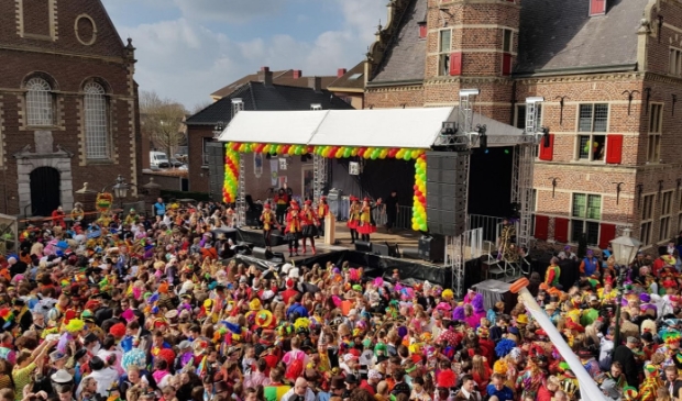 De Mèrtzitting komt naar
je huiskamer op zaterdag 13 februari