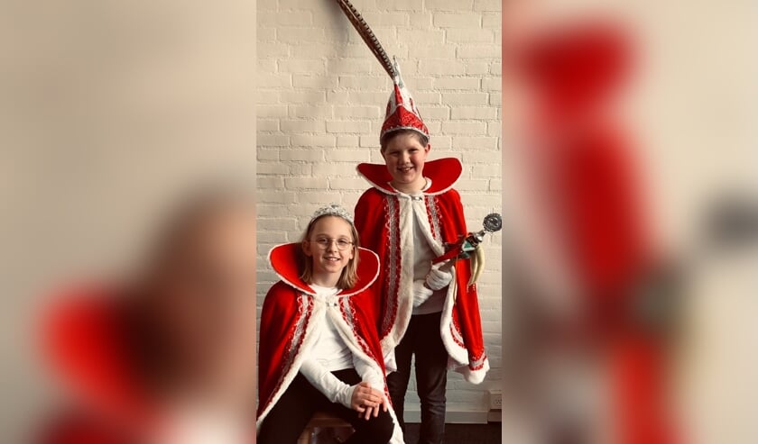 <p>Prins Nik Lenders en prinses Dewi Limpens heersen over Montessorischool Venray. </p>