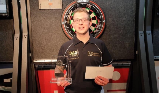 Verdienstelijk debuut van Luc Peters bij de PDC Super Series