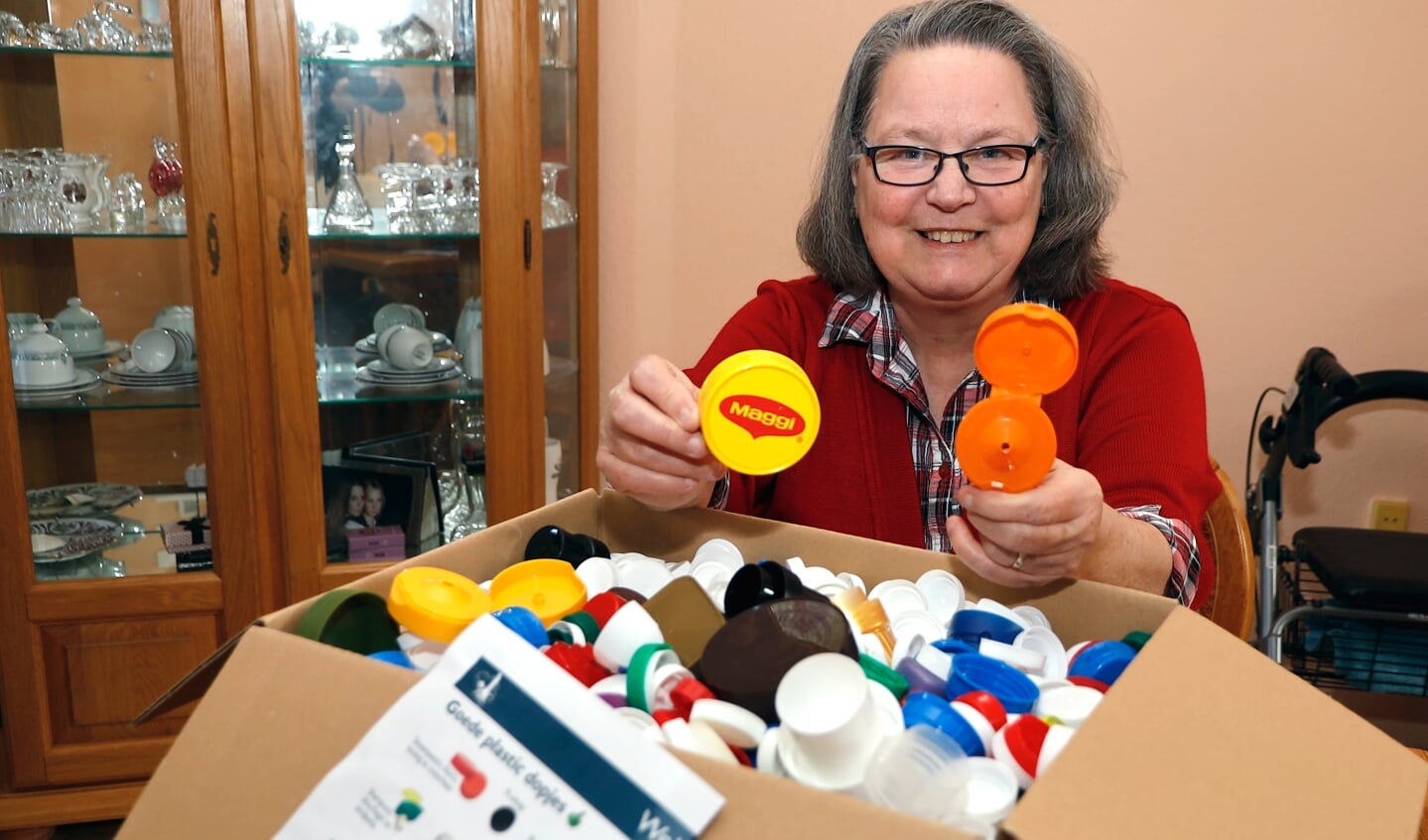 De eerste plastic doppen heeft Loes van Asten uit Ysselsteyn al binnen.
