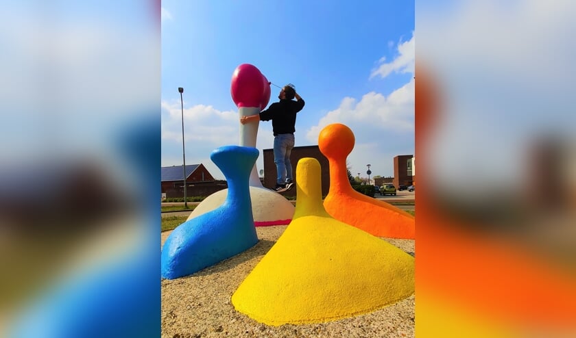 <p>Edwin de Klein ging vol enthousiasme aan de slag op de rotonde.</p>