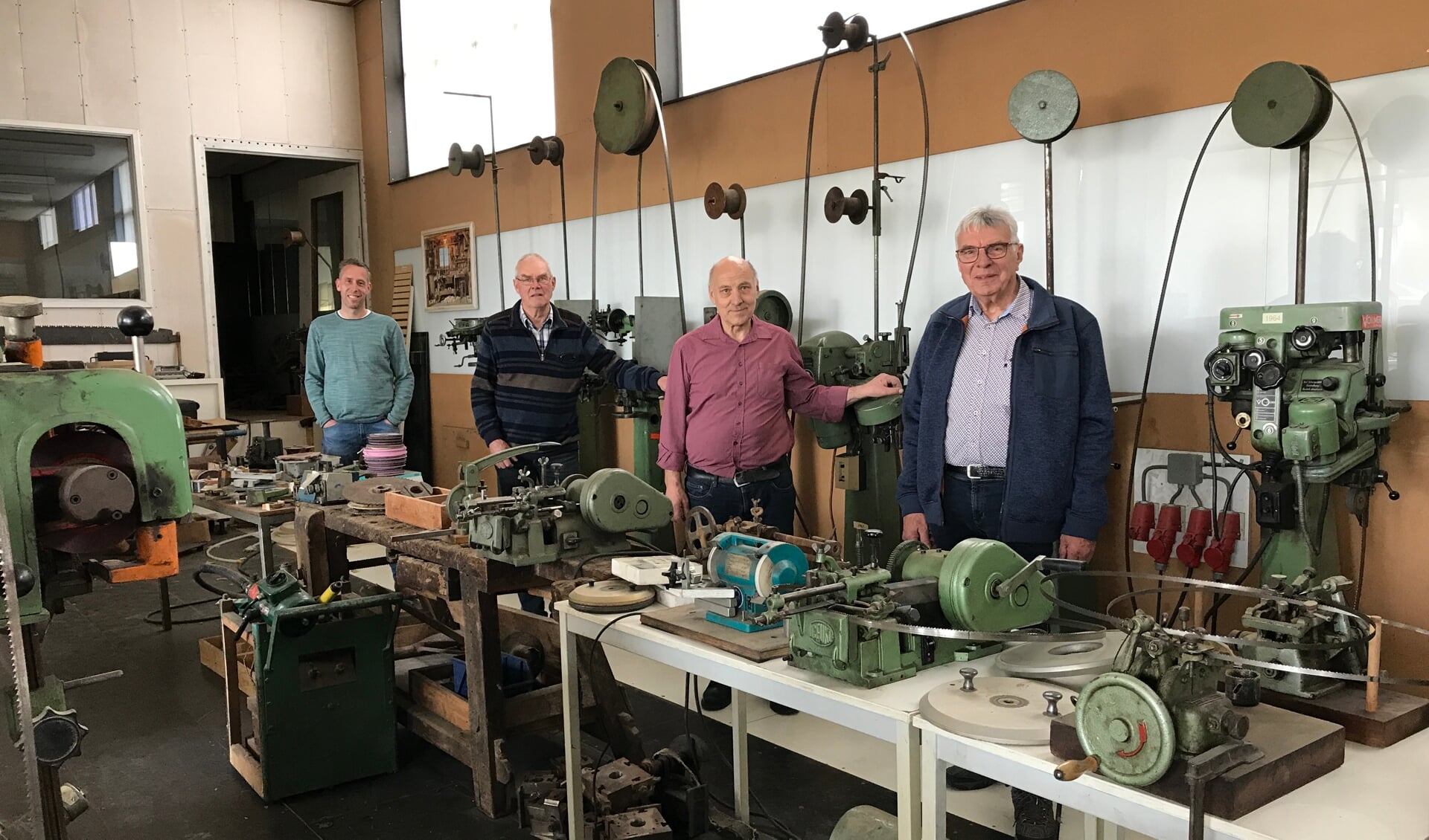Foto: Sander Hellegers, Carel Jeuken, Jan Koenen, Piet van Staveren (v.l.n.r.) in de oude melkfabriek.