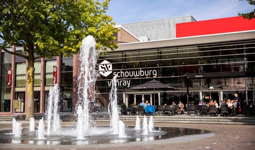 <p>Het schouwburgterras voor de lockdown. </p>