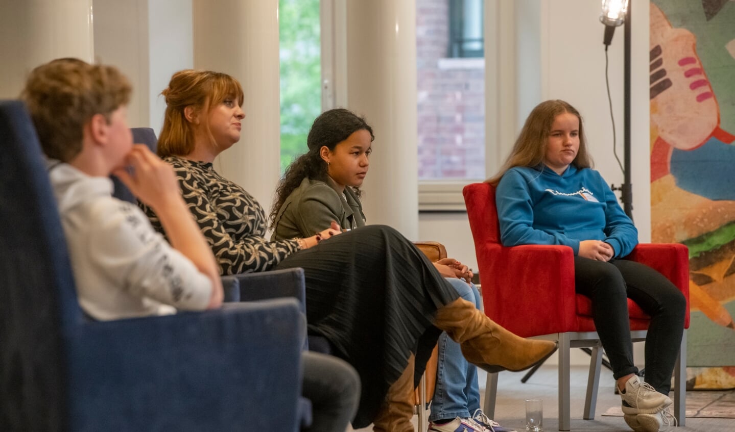 Streekbezoek van Zijne Majesteit de Koning en Hare Majesteit Koningin Máxima aan Noord-Limburg
Brightlands Campus Greenport in Gemeente Venlo, Passiespelen in Tegelen, Nationaal Park De Maasduinen
Gemeente Bergen, Mentale weerbaarheid van jongeren Gemeente Venray