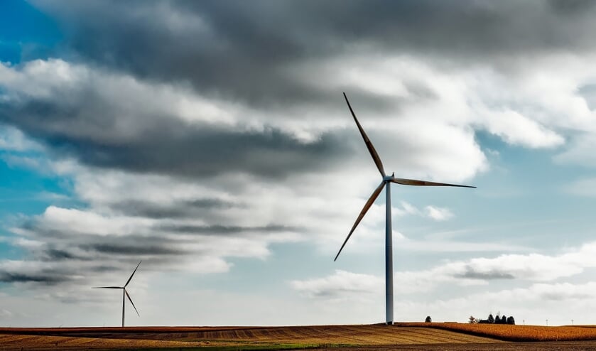 <p>De commissie Wonen besprak dinsdagavond het collegevoorstel om plannen voor een windpark in Venray voorlopig op de lange baan te schuiven. </p>