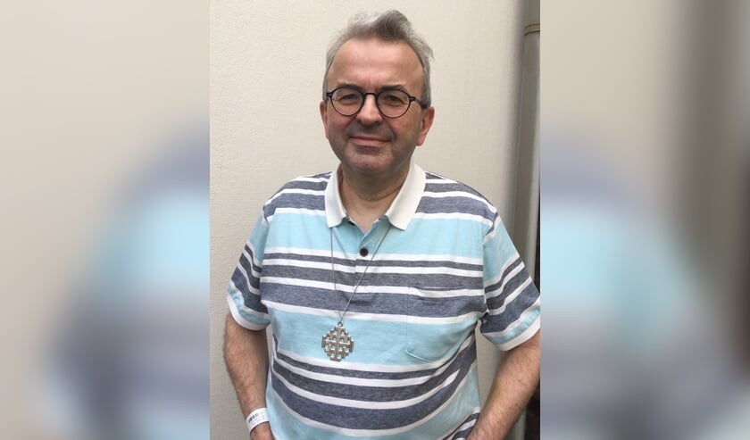 <p>Bisschop Harrie Smeets vrijdagmiddag na zijn ontslag uit het ziekenhu<em>is</em></p>