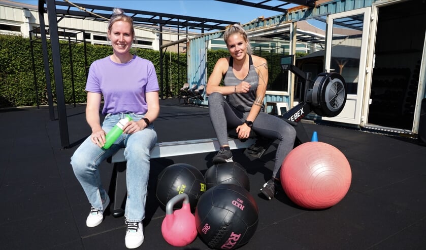 <p>Ankie Billekens (links) en Rianne Seijkens zijn de kartrekkers van het project Shape.</p>