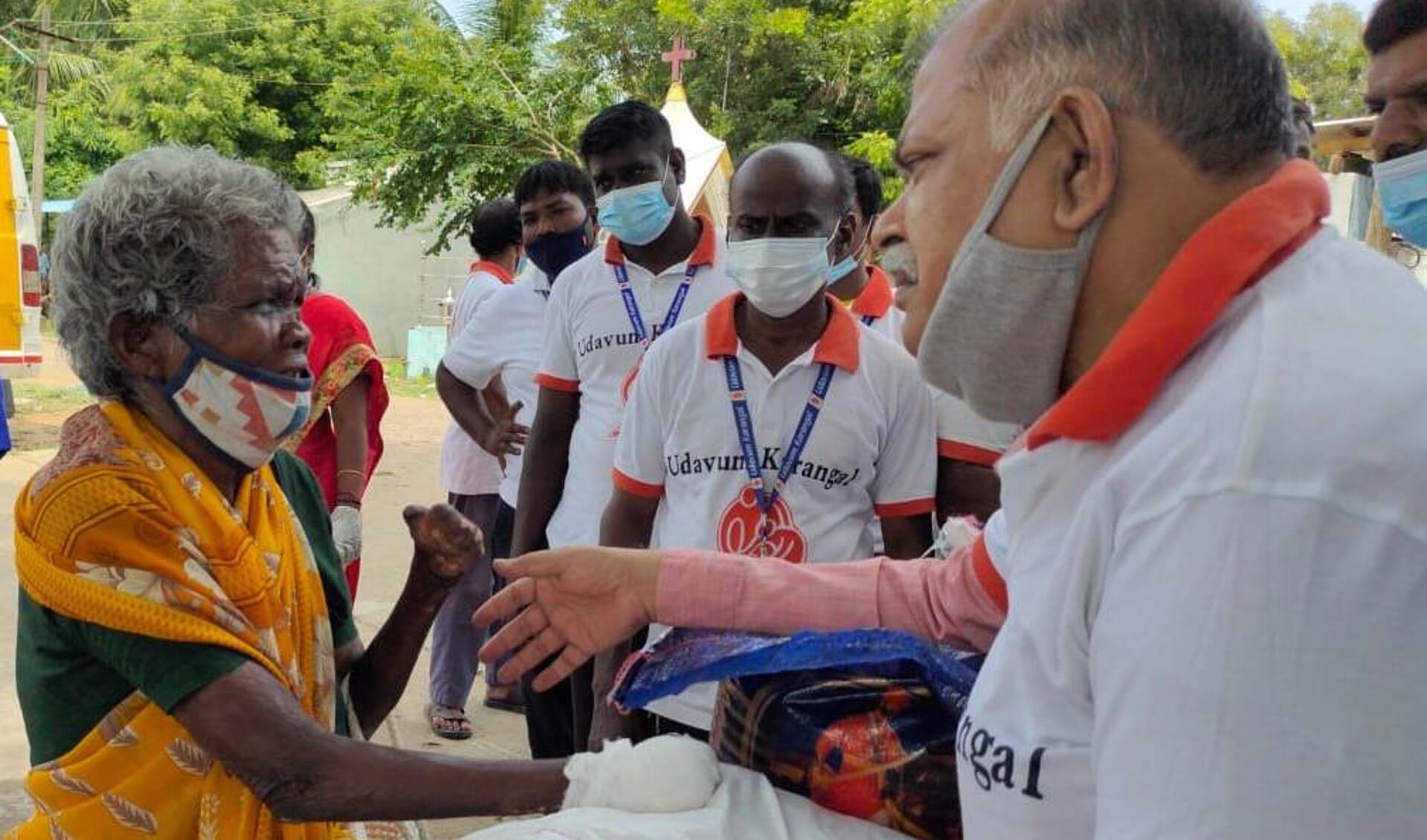 Steven Vidyaakar en zijn team zetten zich ook in voor leprapatiënten in India. 