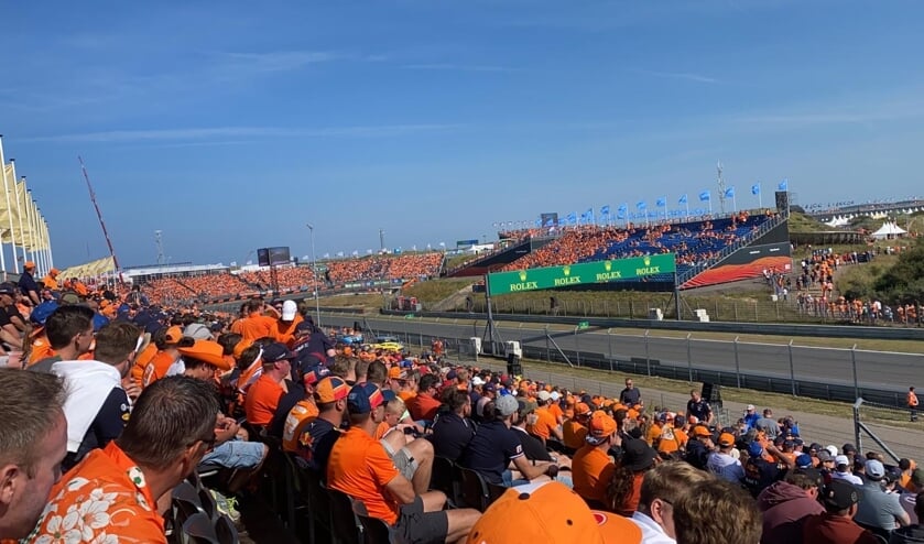 <p>Een actuele sfeerfoto van Gijs Schapendonk vanaf het circuit in Zandvoort.</p>