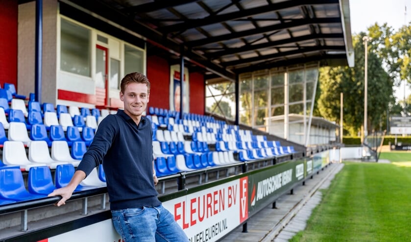 <p>Roel Cornelissen voelt zich thuis op sportpark De Wieën in Venray.</p>