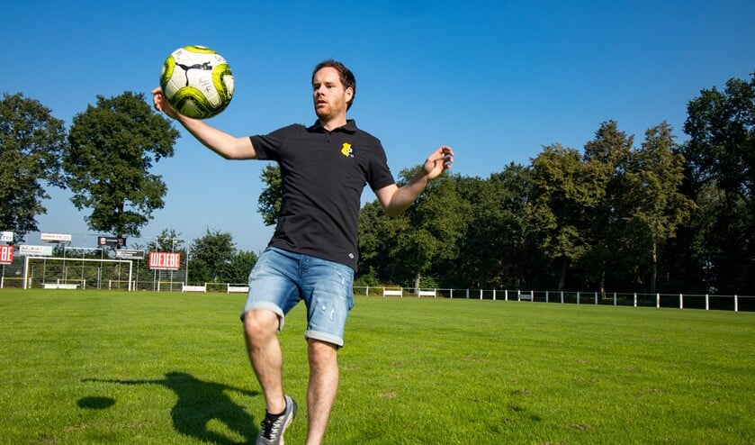 <p>Rik van Kempen hoopt na lang blessureleed weer op een volledig voetbalseizoen.</p>