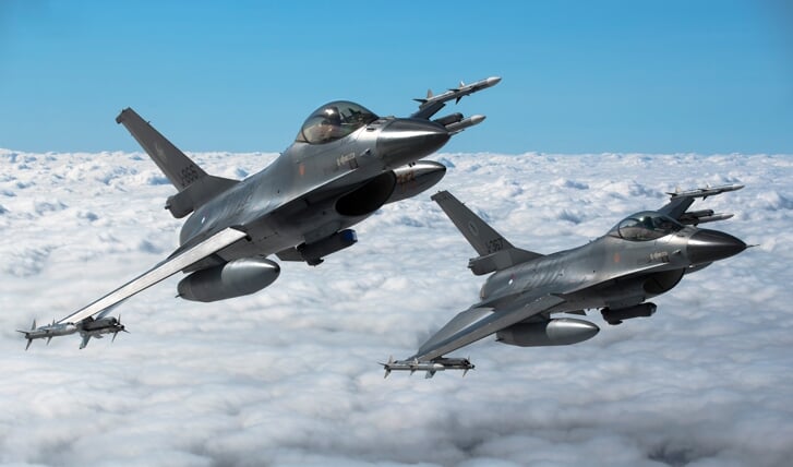 Nederlandse F16's bewaken het luchtruim van Litouwen. 