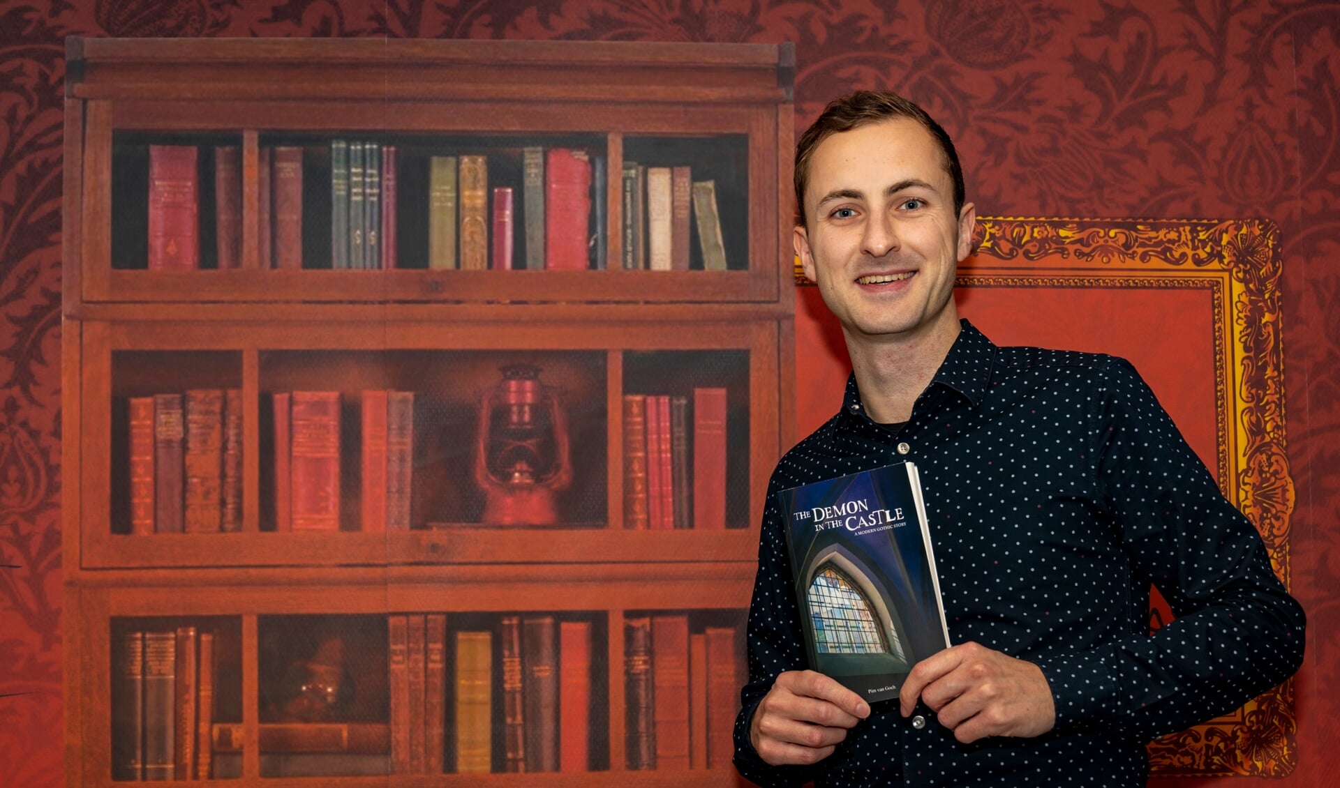Pim van Goch is apetrots op zijn debuutroman The Demon in the Castle.