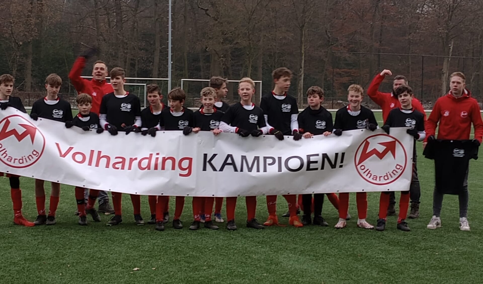 Het is duidelijk: ST Volharding-Sambeek JO15-3 is kampioen!