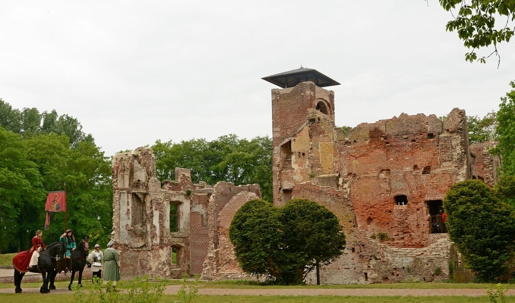 Kom genieten tijdens een cultuurhistorische
wandeling bij Kasteelruïne Bleijenbeek