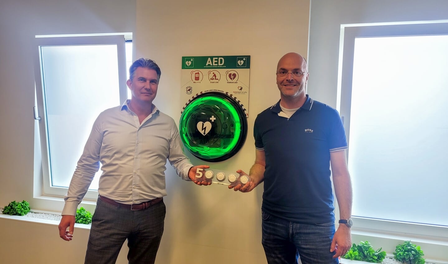 Rotaid AED Cabinets 50 000 Aed kasten Peel En Maas Al Het Nieuws rotaid-aed-cabinets-50-000-aed-kasten-peel-en-maas-al-het-nieuws