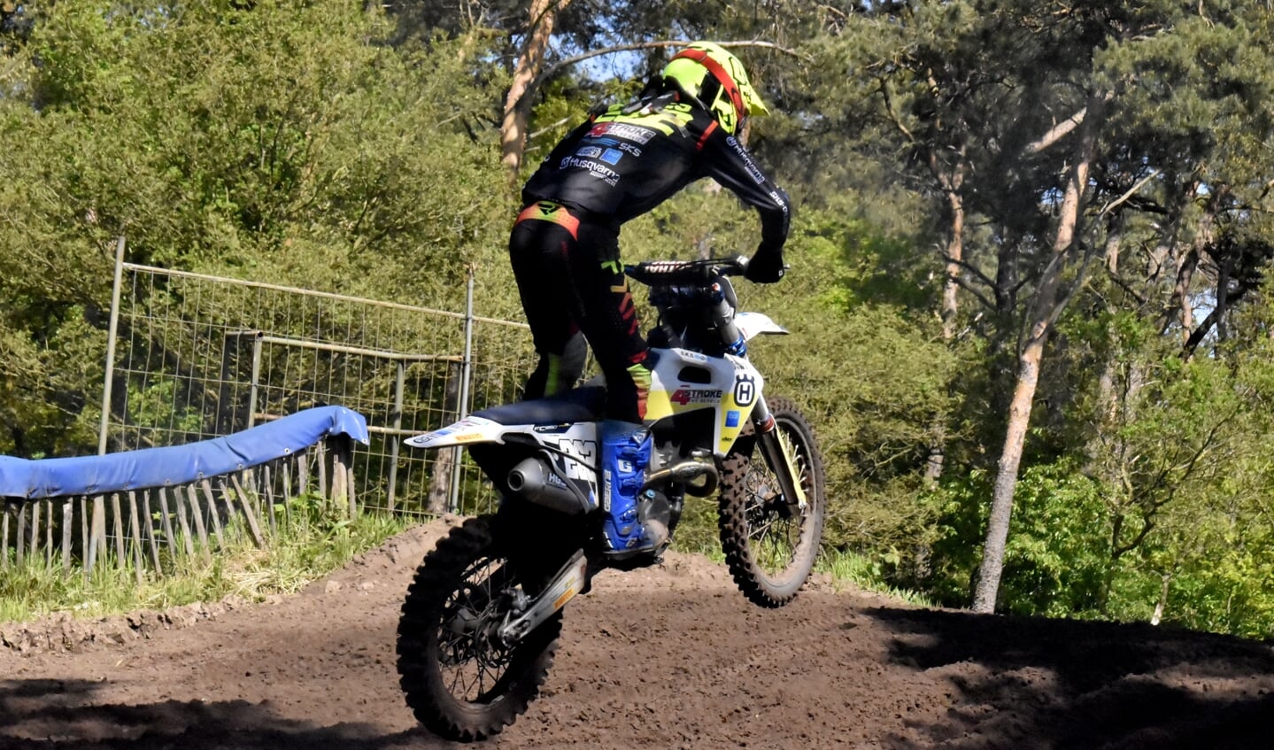 Tijn Maes was de sterkste in de klasse MX 2 junioren.