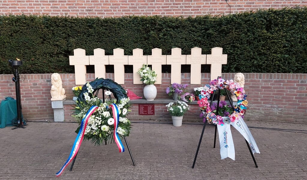 Dodenherdenking op 4 mei, ook in Vierlingsbeek. 