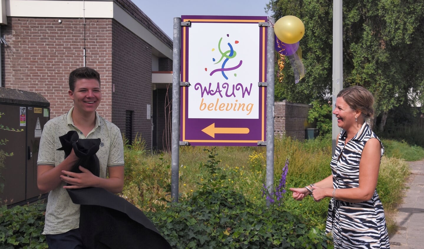 Anke Hurkmans en haar zoon openden Wauw Beleving.