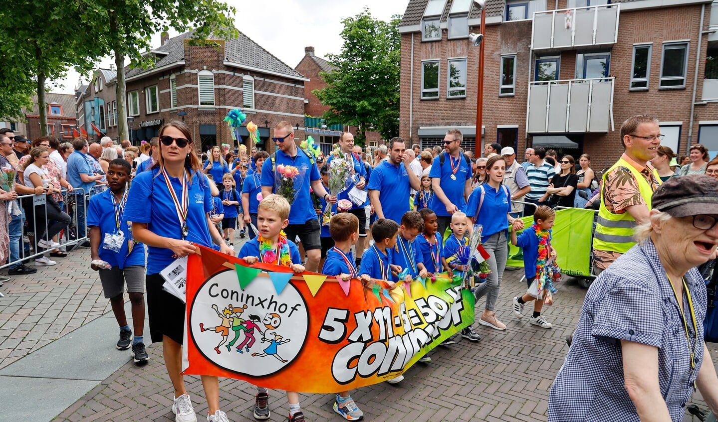 Basisschool Coninxhof was ook present bij het Avondvierdaagse-defilé.