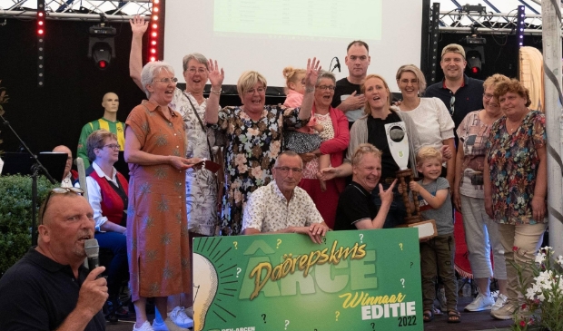 Het winnende team 'Wiëte Weej Vul'