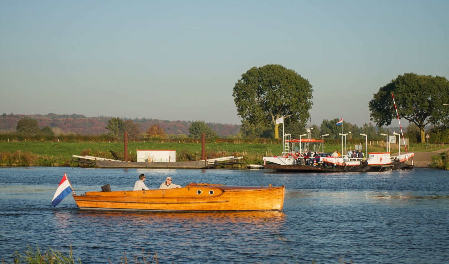 De Maas speelt in deze campagne van Visit Noord-LImburg en Land van Cuijk de hoofdrol.