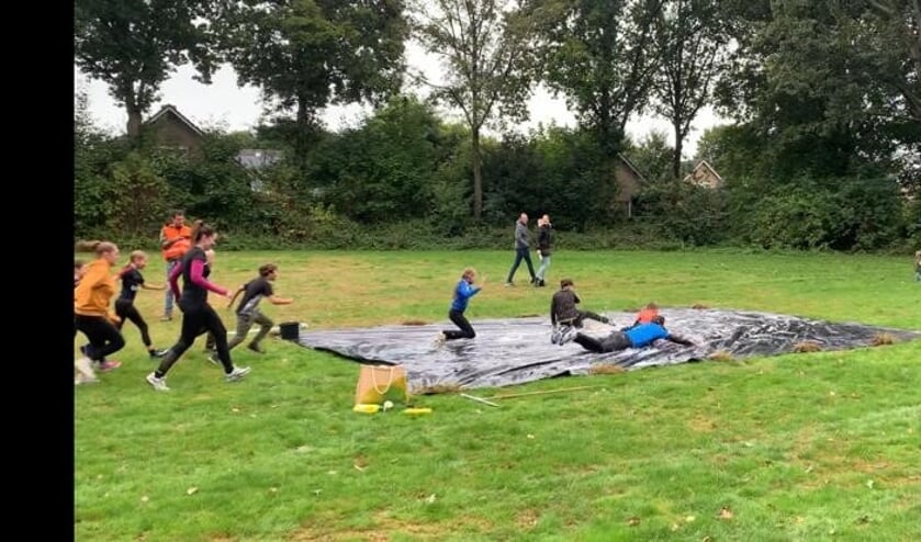 Glijden maar over de bukschuifbaan...