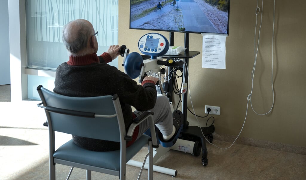 Het fietslabyrint in het Maasziekenhuis is goed voor lichaam en geest.