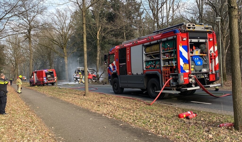 De weg werd na het zware ongeval afgesloten voor verkeer.