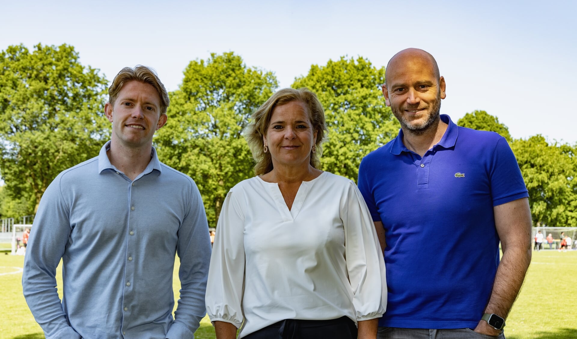 Dani Wientjens, Patricia Janssen en Yvo Heitling maken zich hard voor de campagne Hartveilig Voetballen.