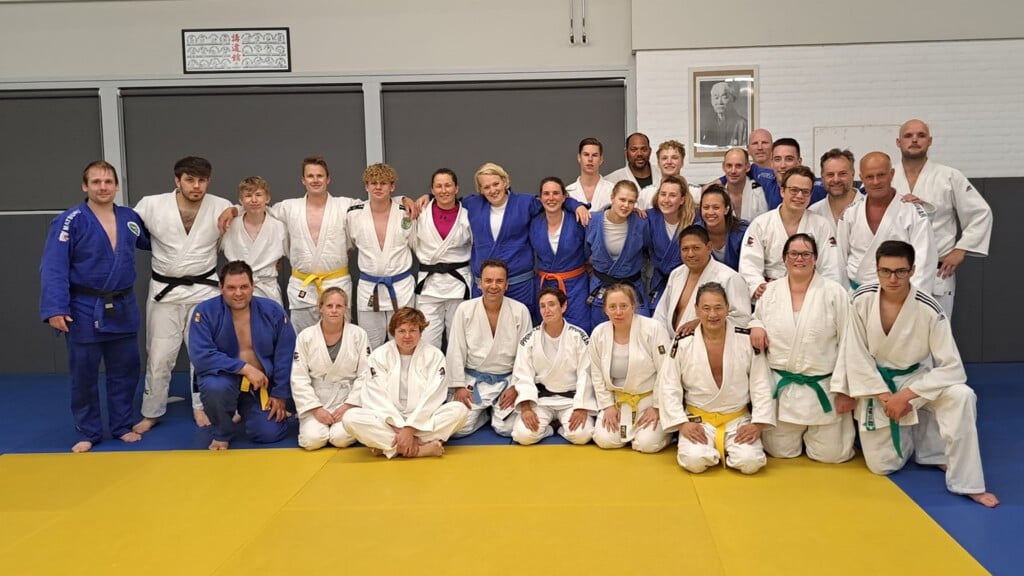 Judoka's van Randori en Bushi samen op de foto. 