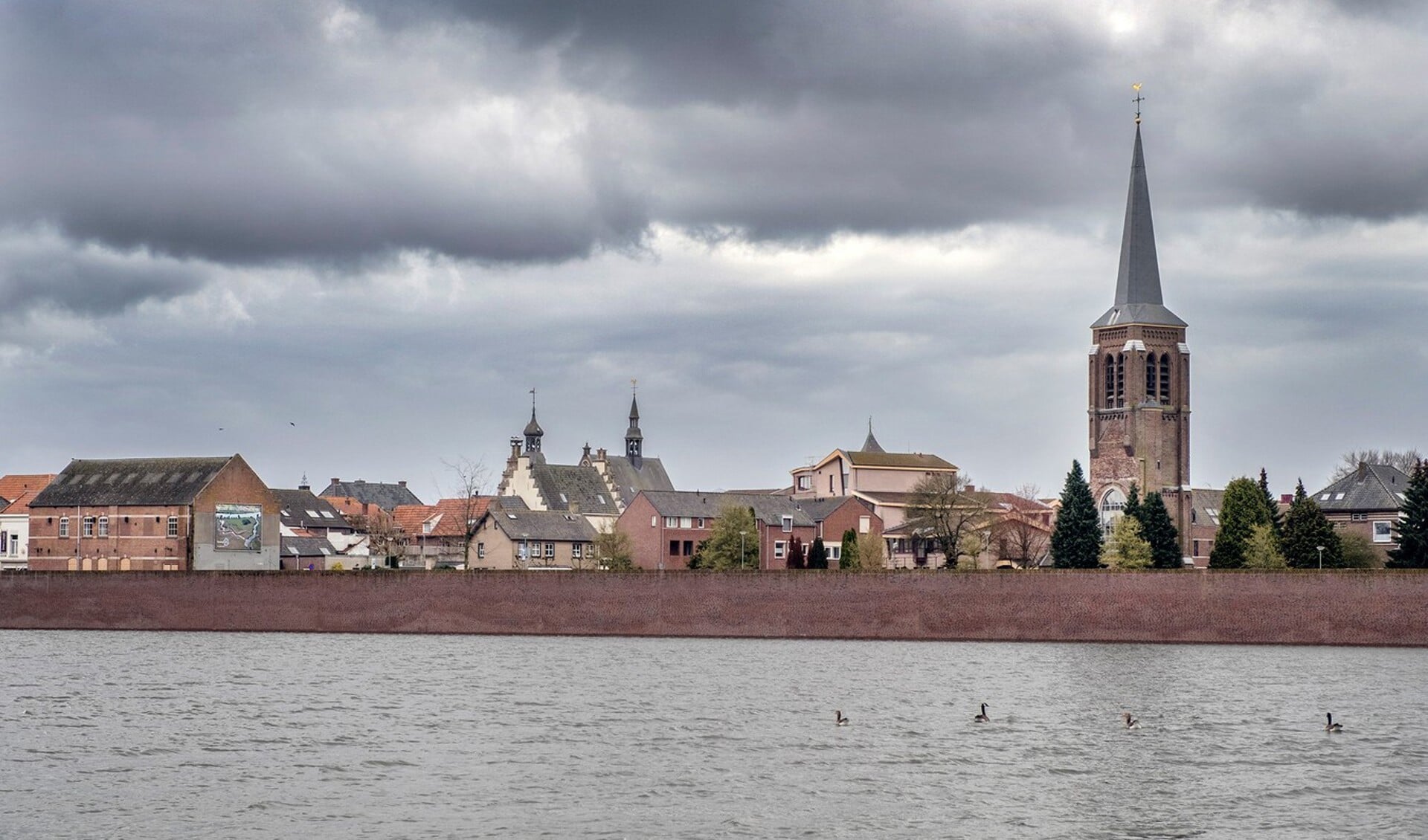 Hoogwater kan overlast en zelfs gevaar veroorzaken