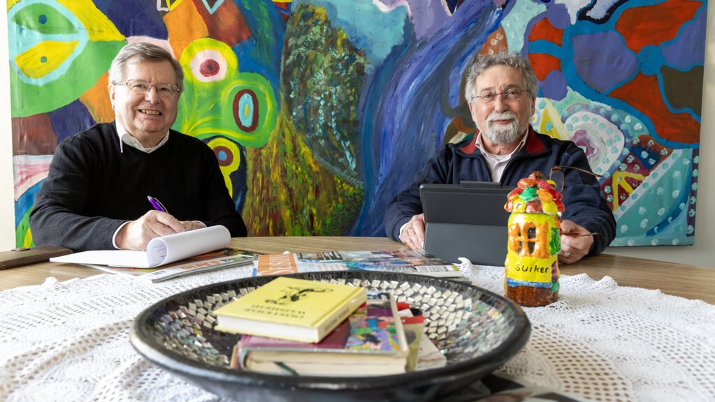 Mart Kusters (links) en Jacques Oomen, bestuursleden van de kunstwerkplaats.