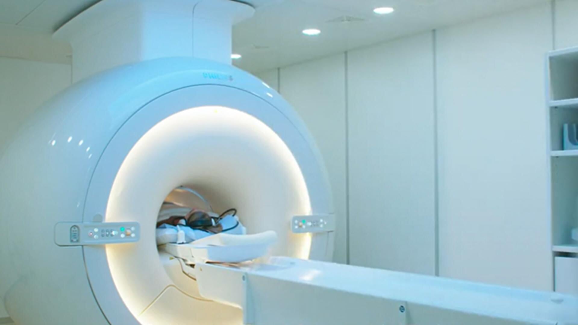 Patiënten kunnen in het Maasziekenhuis nu ook terecht voor een MRI-scan van de borst of prostaat.