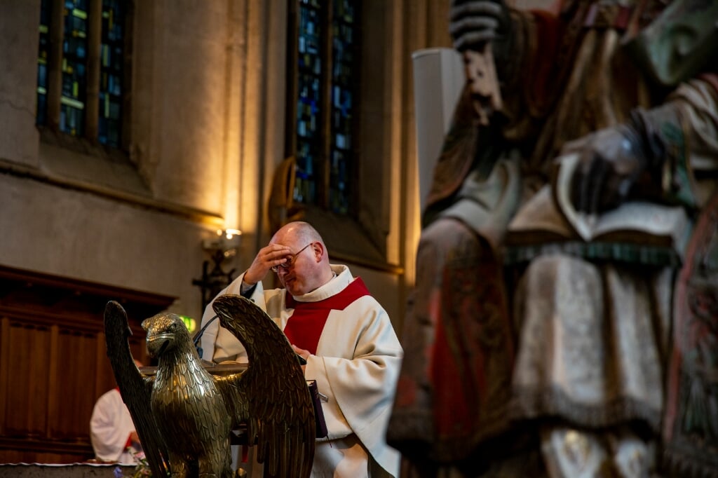 Grote Kerk, Petrus Banden, processie, kruis, kruisprocessie, veldprocessie, processie, deken, ed, smeets, klimaat,