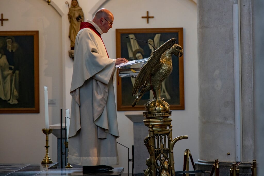 Grote Kerk, Petrus Banden, processie, kruis, kruisprocessie, veldprocessie, processie, deken, ed, smeets, klimaat,