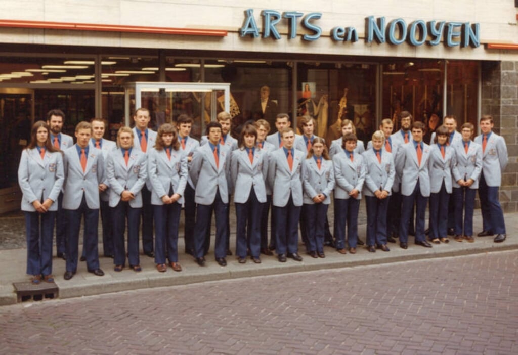 De kleding van de ploeg werd in 1972 gesponsord door Arts en Nooyen. Foto: Tino Zandbergen.