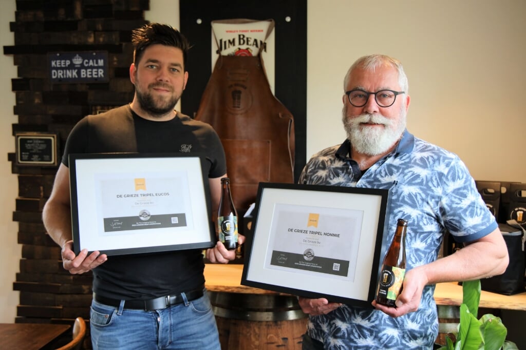 Dennis en Joop Nohlmans vielen met twee van de bieren van familiebrouwerij De Grieze in de prijzen in Londen.