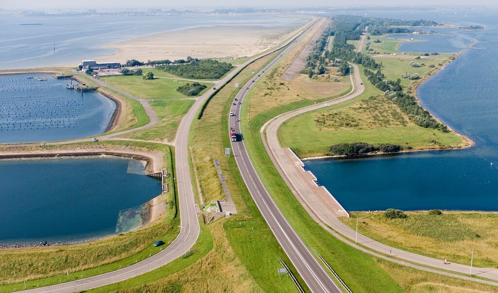 De Flakkeese Sluis in de Gregvelingendam. Foto: Beeldbank Rijkswaterstaat