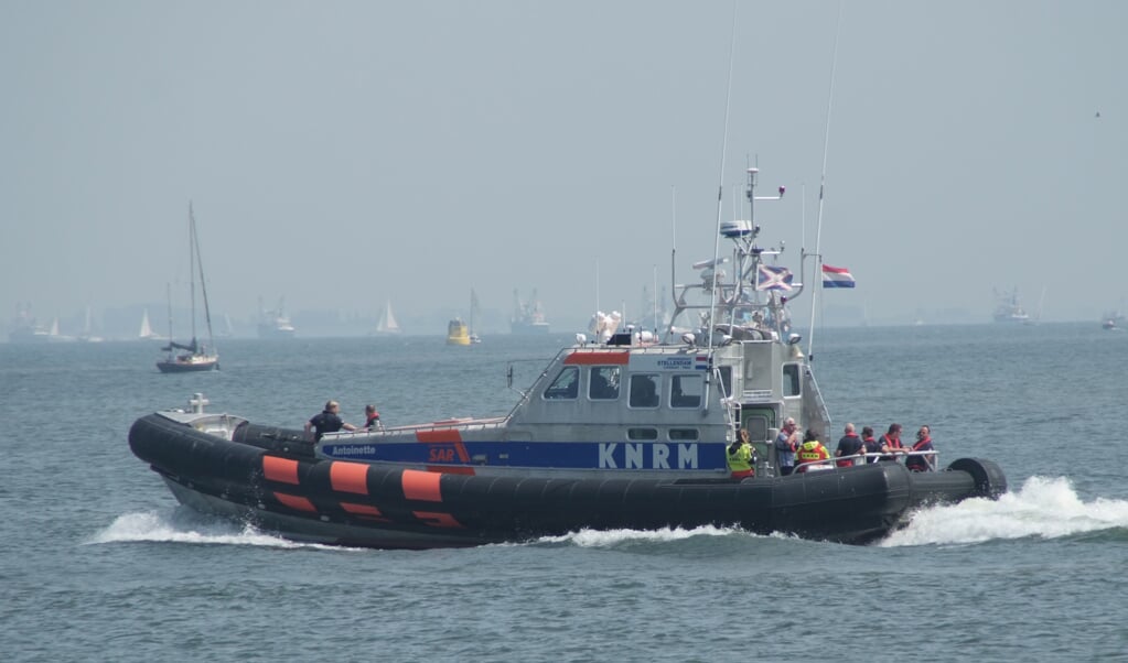 De Stellendamse reddingboot Antoinette tijdens Vlaggetjes. Foto: Archief Eilanden-Nieuws