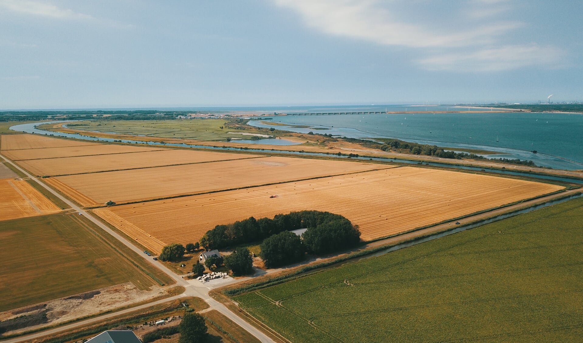 De laatste oogst, gefotografeerd met een drone (foto Natuurmonumenten).