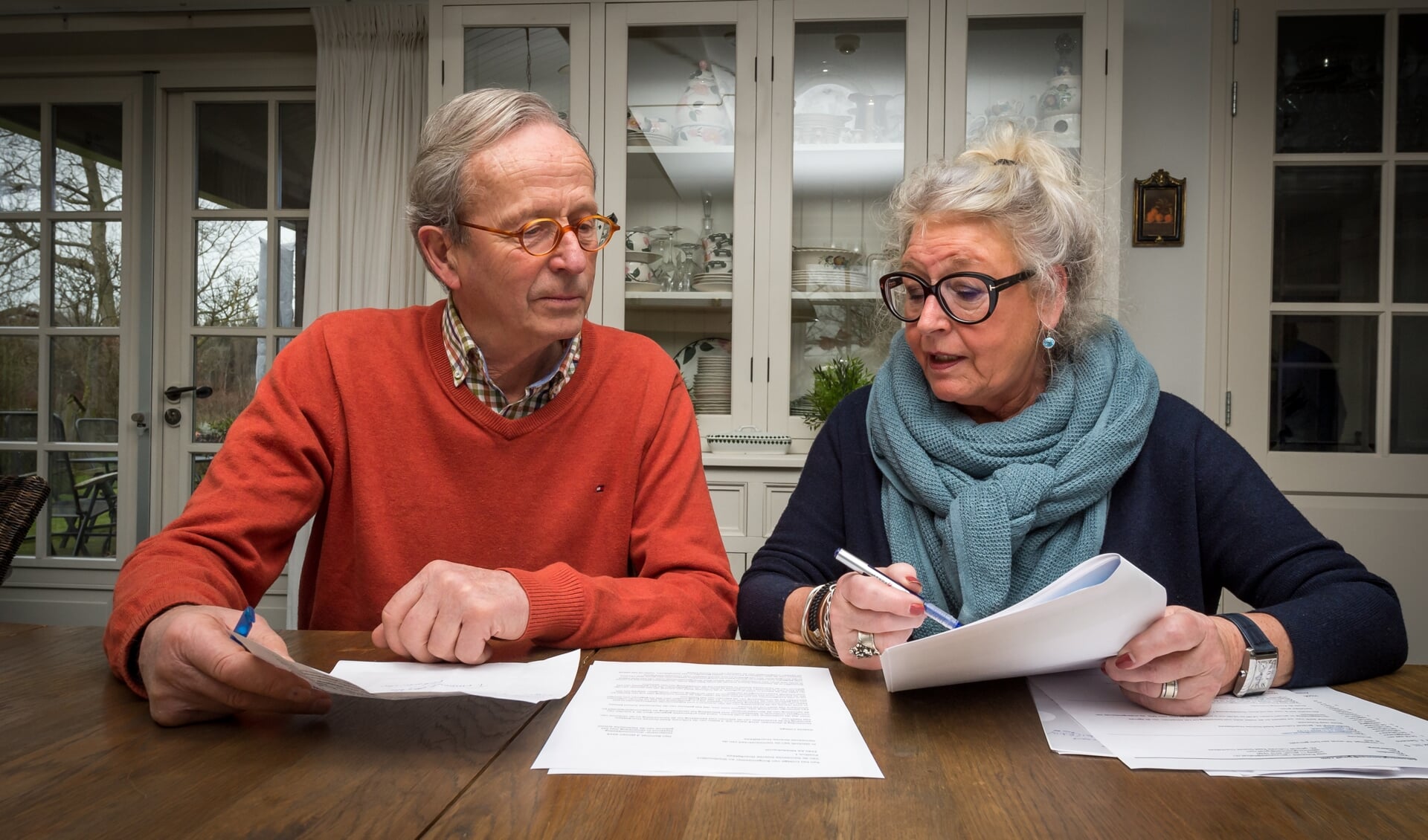 Mevrouw De Kooning-Hommes (voorzitter) en Hein Mijs (vice-voorziter) Culturele Raad Goeree-Overflakkee. Foto: Wim van Vossen
