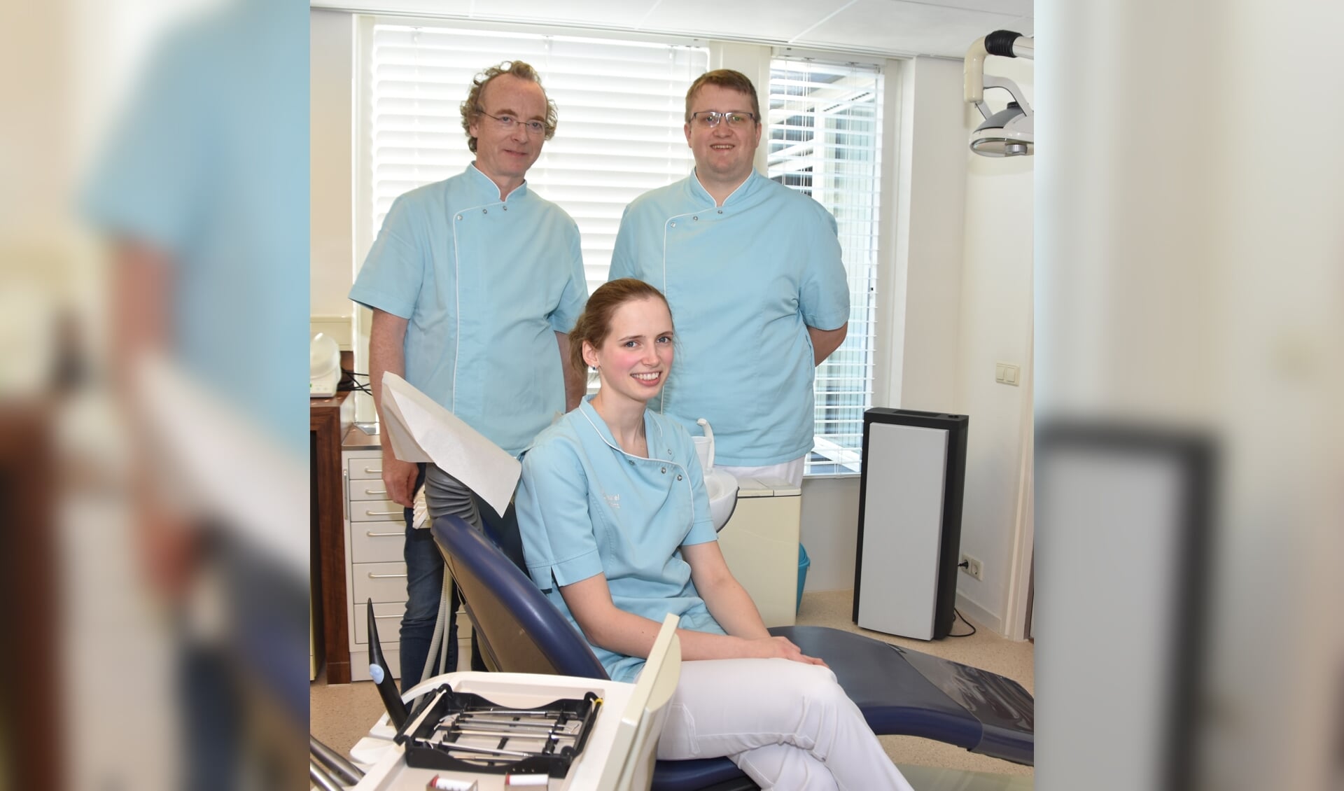 De tandartsen van Tandartspraktijk Stellendam, v.l.n.r.: Frank van der Pol, Franciska Breukel en dr. Georg Bröcker.
