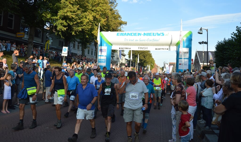 Start van de laatste Omloop in 2019 (Foto: archief Eilanden-Nieuws).