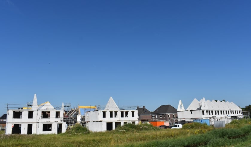Nieuwbouw aan de rand van Dirksland.